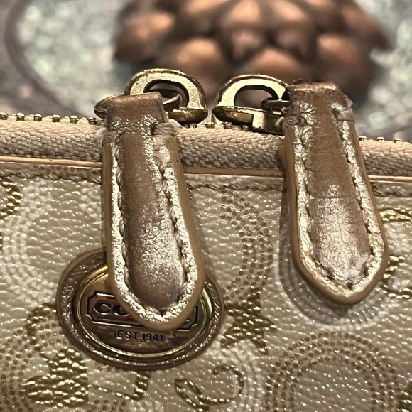 Coach Long Zip Around Wallet - Picture 14 of 16